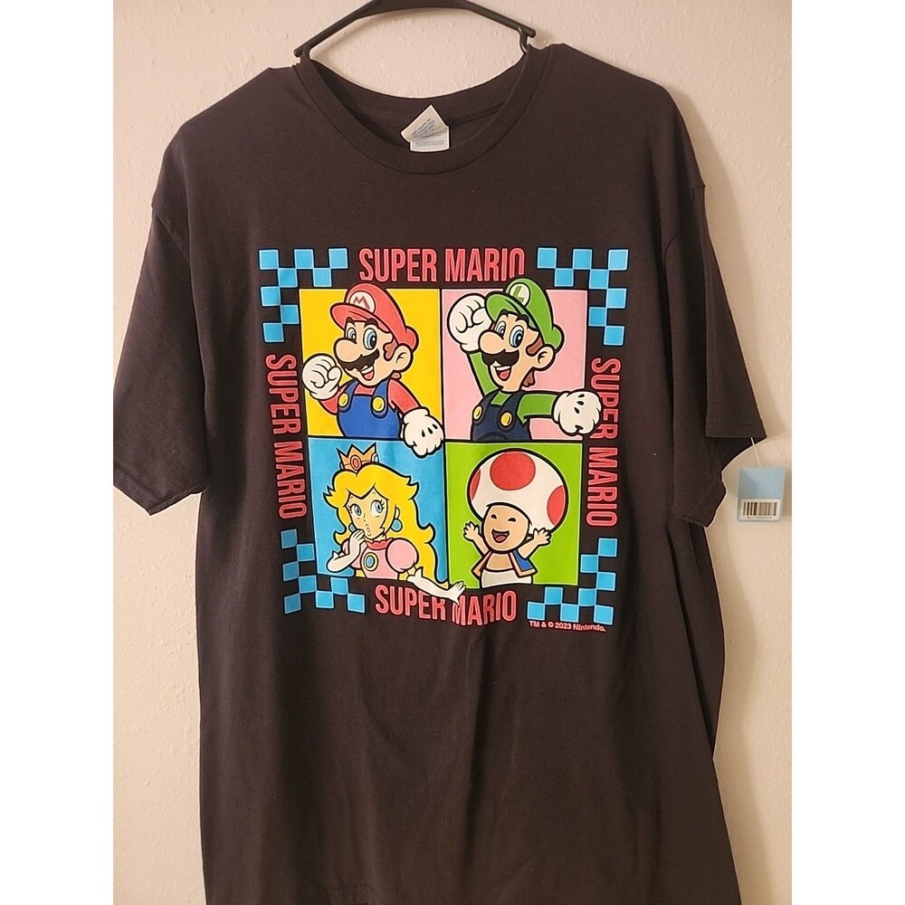Nintendo Super Mario Graphic Short Sleeve T-Shirt Size Large
